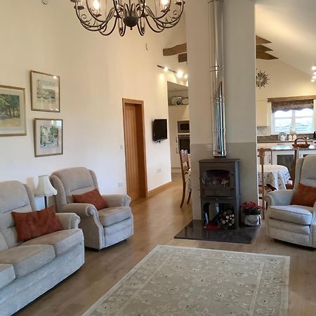 Orchard Cottage, Clematis Cottages, Stamford. Accessible Luxury Home. 외부 사진
